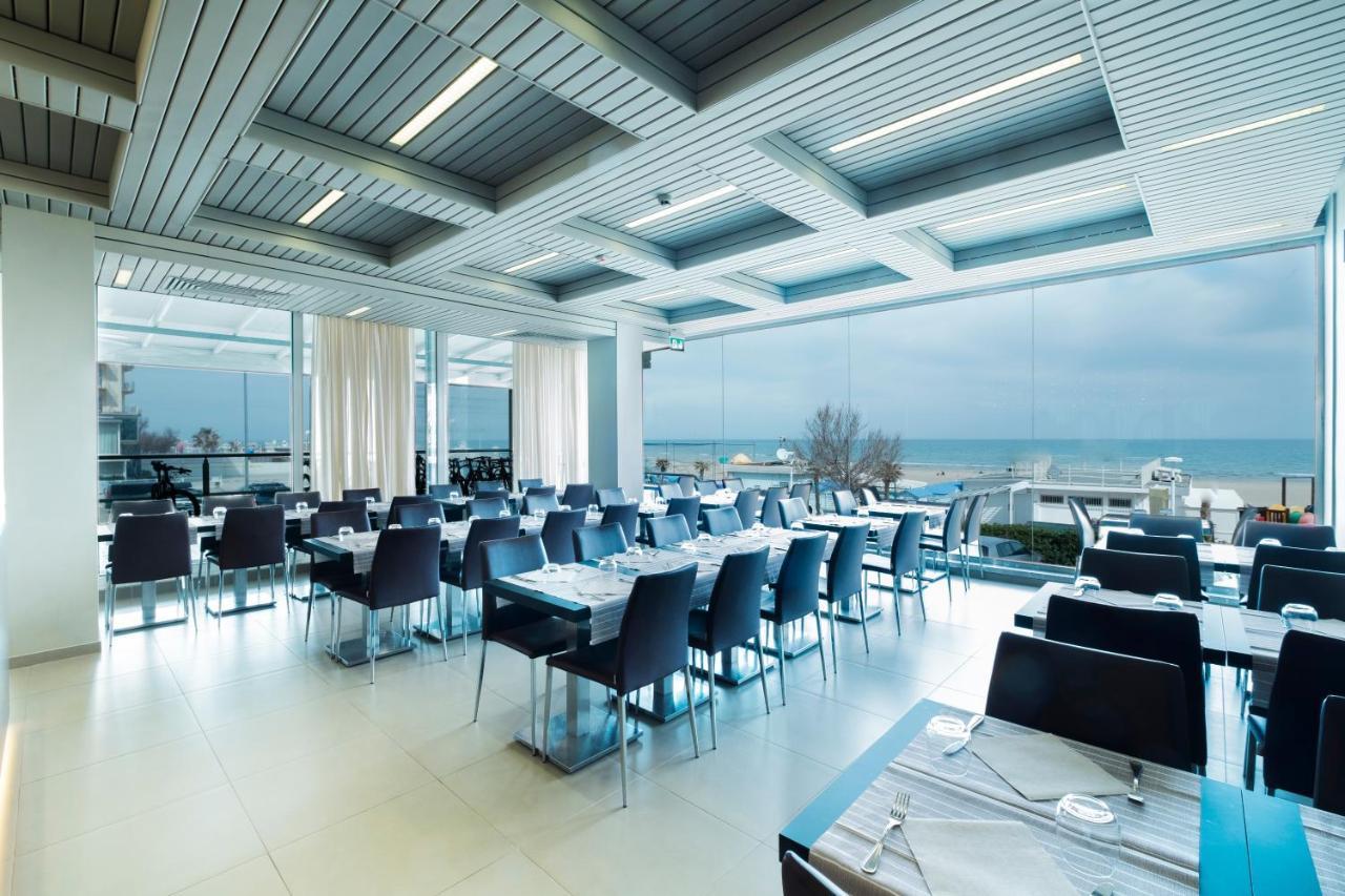 Hotel Adlon - Fronte Mare Riccione Ngoại thất bức ảnh